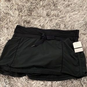 Lulu lemon tennis skirt